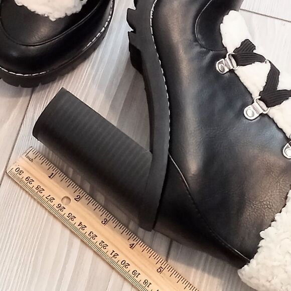 (S-4482) BCBGenerationWomen's Palli Hiker Booties Sz 6.5 - Picture 4 of 11